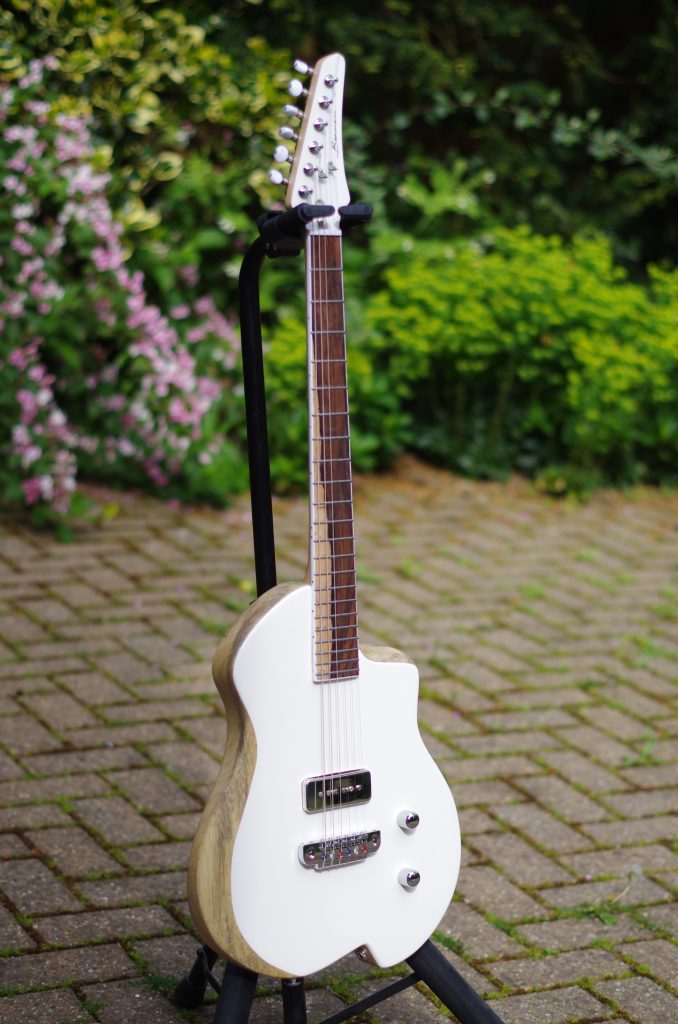 sola, custom guitar, handbuilt guitar, UK luthier